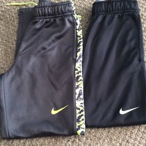 ☑️Nike Sweat Pants ( youth boy)✔️